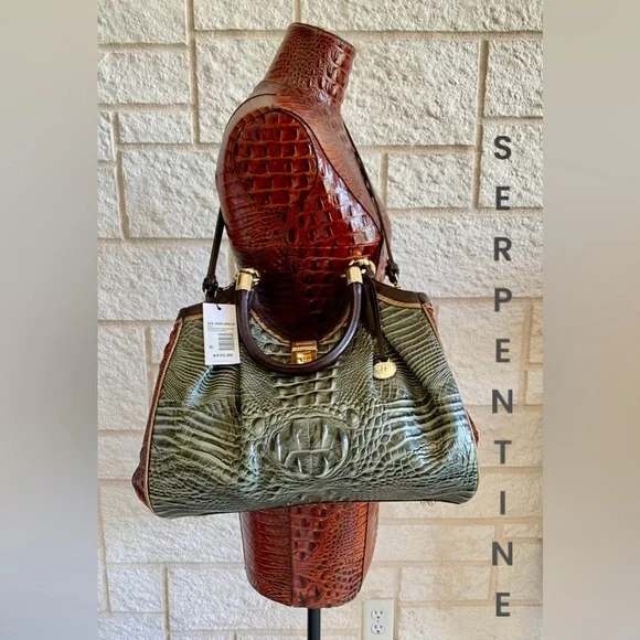 Brahmin🌿SERPENTINE HEARTWOOD ELISA SATCHEL
NEW WITH ATTACHED TAG🍃$435 MSRP🍃 - Picture 1 of 15